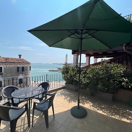 Ca' Delfina Holiday Home Venedik Dış mekan fotoğraf