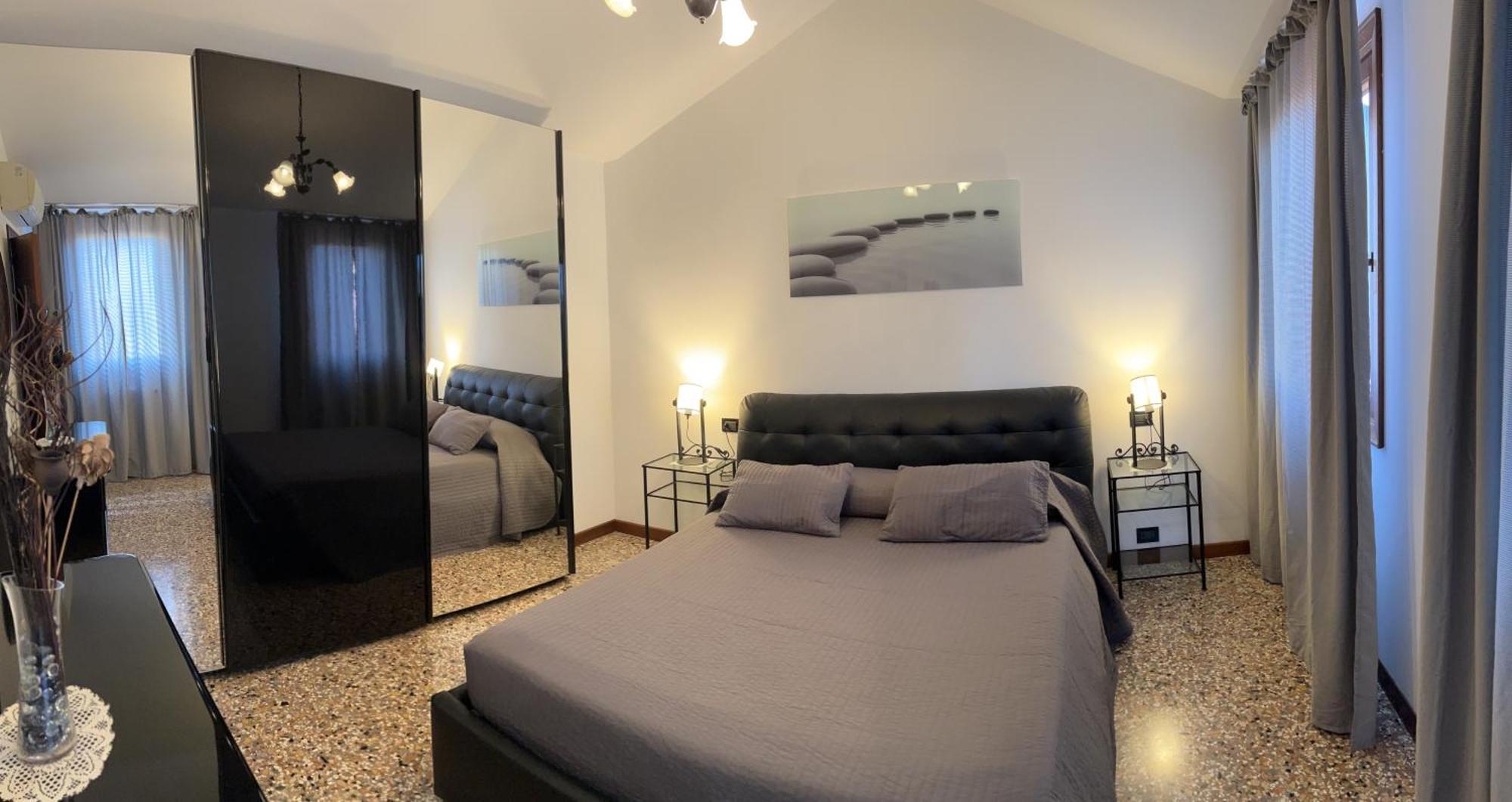 Ca' Delfina Holiday Home Venedik Dış mekan fotoğraf