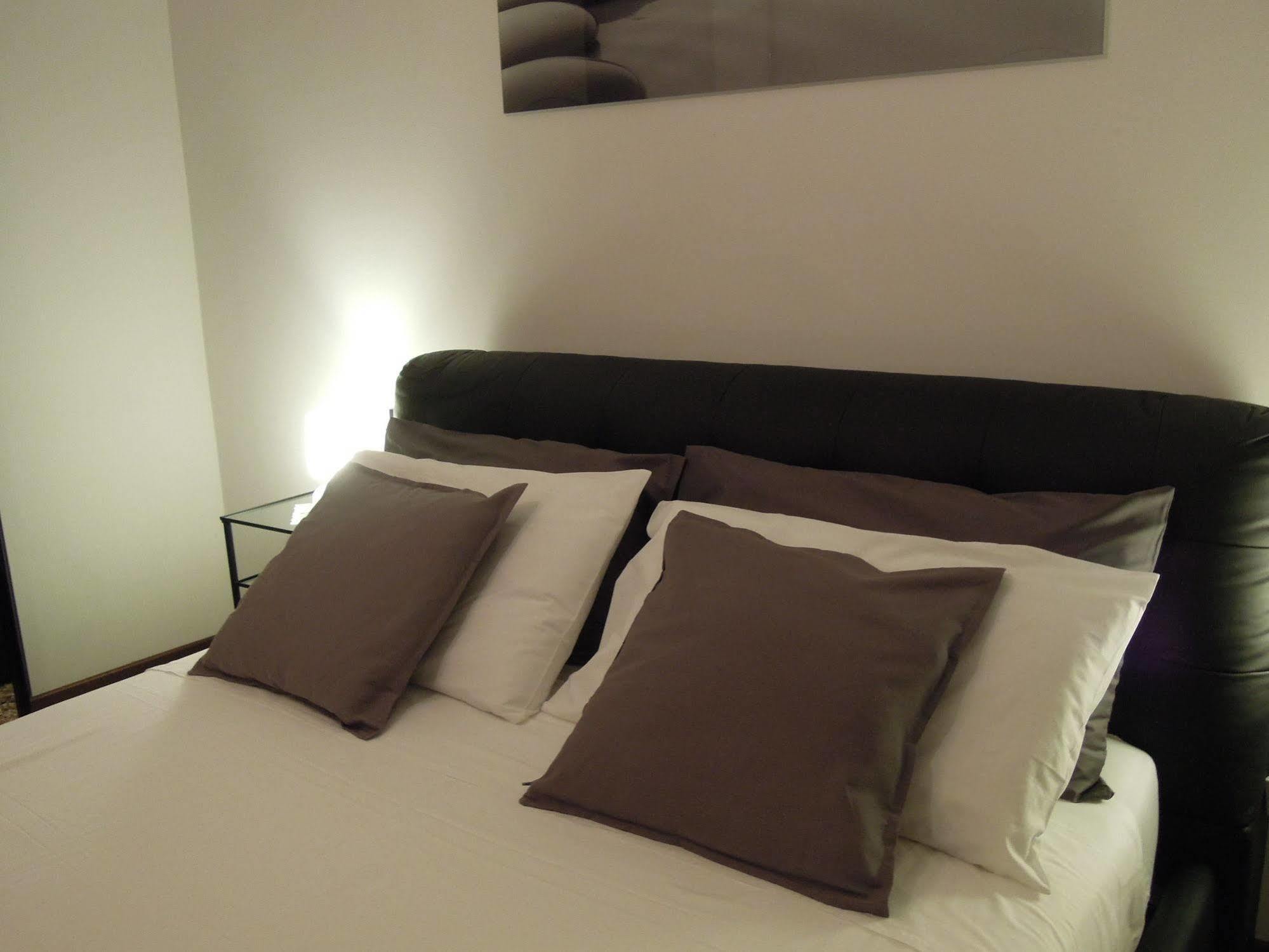 Ca' Delfina Holiday Home Venedik Dış mekan fotoğraf