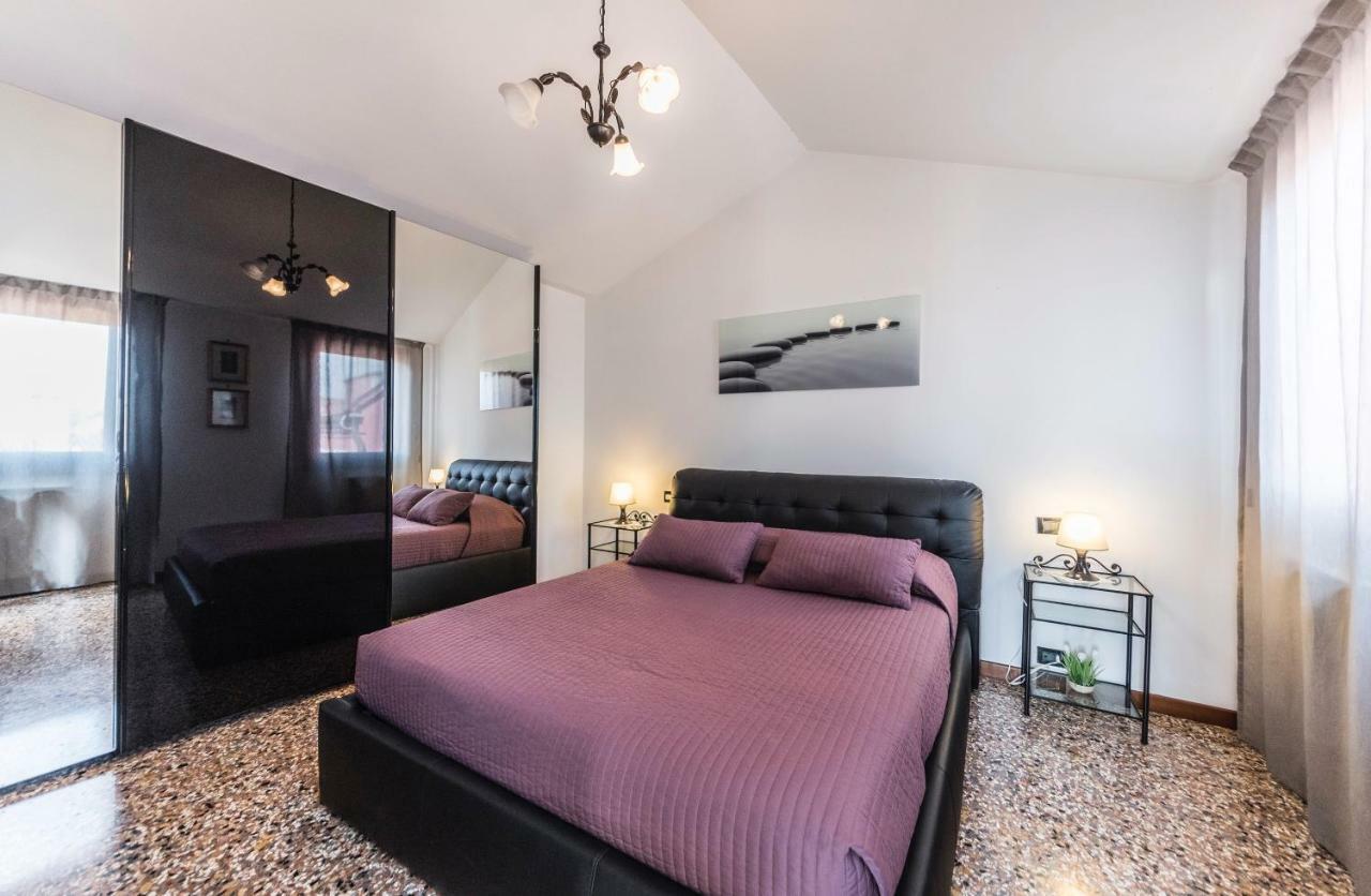 Ca' Delfina Holiday Home Venedik Dış mekan fotoğraf